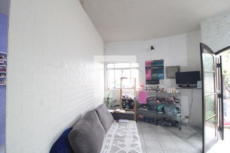 Salão de casa à venda com 3 quartos, 325m² em Jardim Beatriz, São Paulo