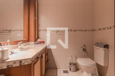 Casa para alugar com 4 quartos, 375m² em Chácara das Pedras, Porto Alegre