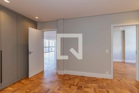 Apartamento à venda com 6 quartos, 250m² em Santa Cecilia, São Paulo