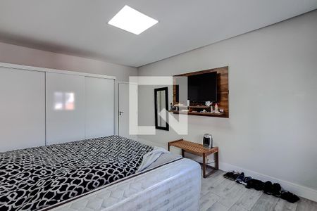 Quarto 1 de casa para alugar com 2 quartos, 120m² em Cambuci, São Paulo