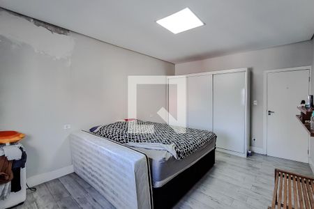 Quarto 1 de casa para alugar com 2 quartos, 120m² em Cambuci, São Paulo