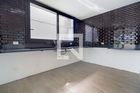 Casa à venda com 6 quartos, 355m² em Moema, São Paulo