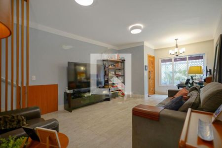 Casa à venda com 3 quartos, 154m² em Vila Cordeiro, São Paulo