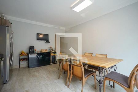 Casa à venda com 3 quartos, 154m² em Vila Cordeiro, São Paulo
