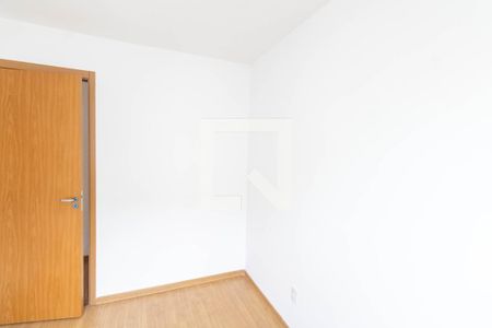 Quarto 1 de apartamento para alugar com 2 quartos, 42m² em Inhoaíba, Rio de Janeiro
