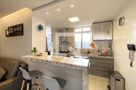 Apartamento à venda com 2 quartos, 65m² em Alto Caiçaras, Belo Horizonte
