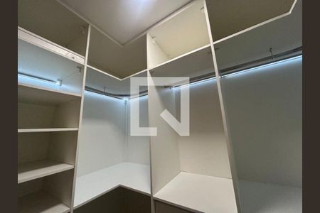 Apartamento à venda com 2 quartos, 83m² em Vila Firmiano Pinto, São Paulo
