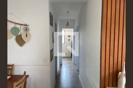 Corredor acesso aos quartos de apartamento à venda com 2 quartos, 64m² em Vila Butantã, São Paulo