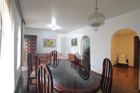 Sala de casa para alugar com 4 quartos, 200m² em Jardim Ipanema (zona Sul), São Paulo