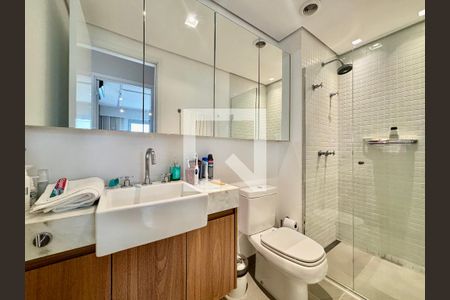 Bnheiro  de apartamento para alugar com 1 quarto, 52m² em Pinheiros, São Paulo