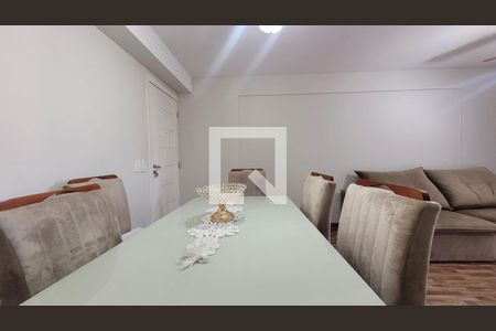 Sala de apartamento para alugar com 3 quartos, 67m² em Jardim Sulacap, Rio de Janeiro