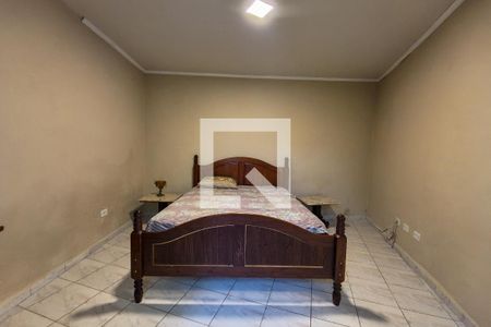 Suite 1 de casa para alugar com 4 quartos, 300m² em Balneario Flórida, Praia Grande