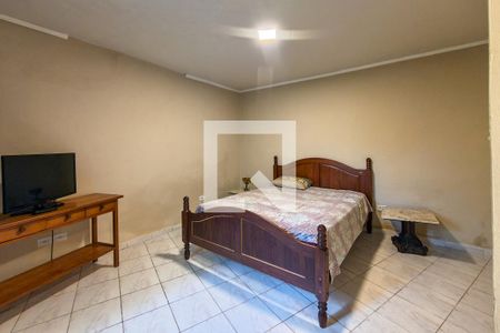 Suite 1 de casa para alugar com 4 quartos, 300m² em Balneario Flórida, Praia Grande