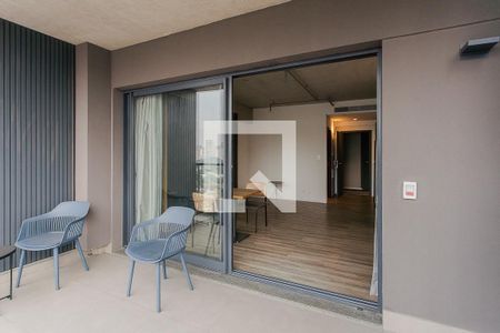 Varanda de kitnet/studio para alugar com 1 quarto, 39m² em Pinheiros, São Paulo