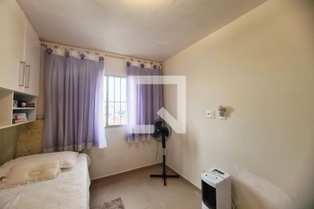 Quarto 1 de apartamento para alugar com 2 quartos, 52m² em Vila Antonieta, São Paulo