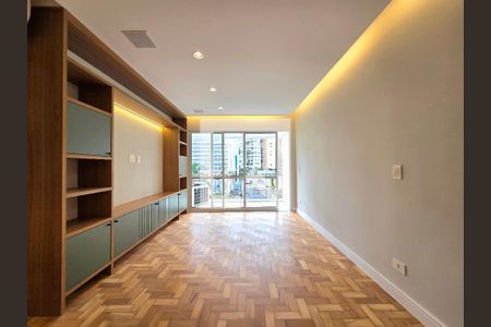 Sala de apartamento à venda com 2 quartos, 81m² em Itaim Bibi, São Paulo