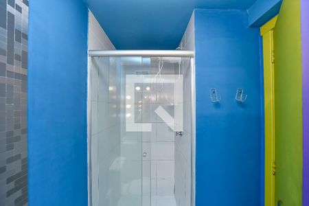Banheiro da Suíte de apartamento à venda com 1 quarto, 80m² em Vila Ipiranga, Porto Alegre