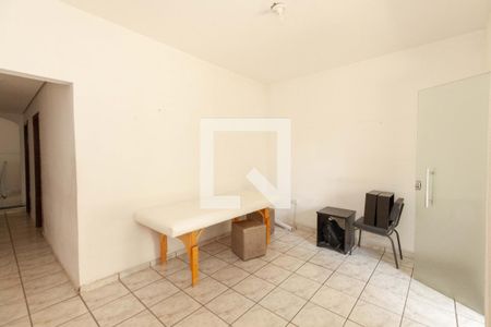 Casa à venda com 4 quartos, 360m² em Amazonas, Contagem
