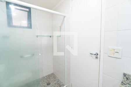 Banheiro da Suíte de apartamento para alugar com 3 quartos, 85m² em Bosque da Saúde, São Paulo
