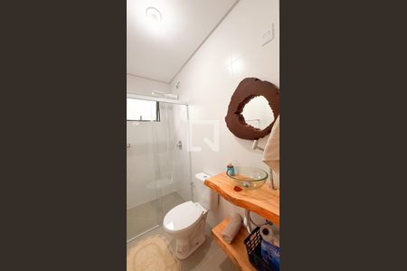 Banheiro da Suíte de apartamento para alugar com 2 quartos, 60m² em Alto Ribeirão Leste, Florianópolis