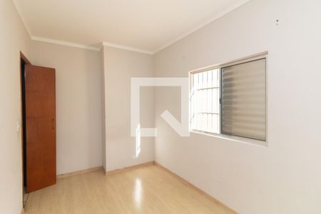 Quarto 2 de casa para alugar com 2 quartos, 160m² em Cidade Antônio Estêvão de Carvalho, São Paulo