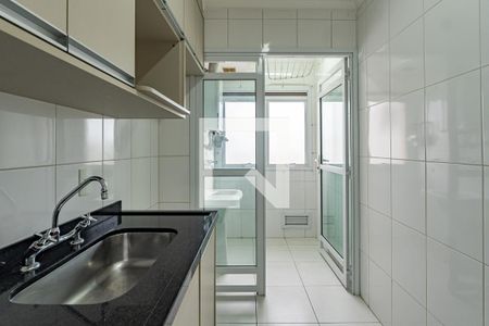 Cozinha de apartamento para alugar com 2 quartos, 60m² em Vila Gumercindo, São Paulo