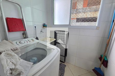 Área de Serviço de apartamento para alugar com 2 quartos, 86m² em Guilhermina, Praia Grande