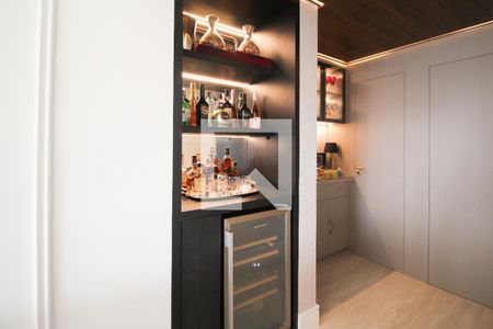 Sala de apartamento à venda com 2 quartos, 108m² em Indianópolis, São Paulo