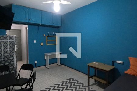 Quarto e Sala de kitnet/studio para alugar com 1 quarto, 22m² em José Menino, Santos