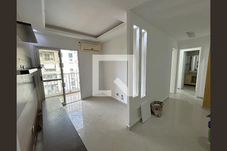 Sala de apartamento para alugar com 2 quartos, 61m² em Praça Seca, Rio de Janeiro