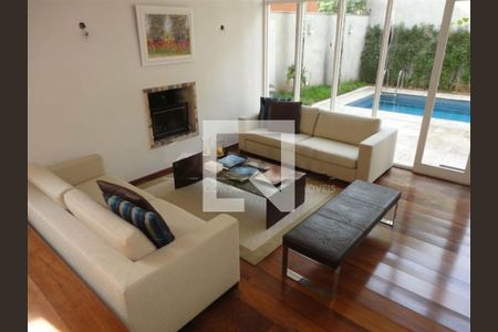 Casa à venda com 4 quartos, 400m² em Jardim Marajoara, São Paulo