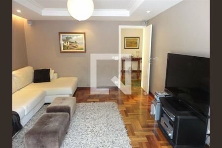 Casa à venda com 4 quartos, 400m² em Jardim Marajoara, São Paulo