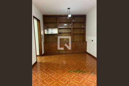Casa à venda com 3 quartos, 220m² em Grajaú, São Paulo