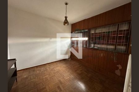 Casa à venda com 3 quartos, 155m² em Campo Grande, São Paulo