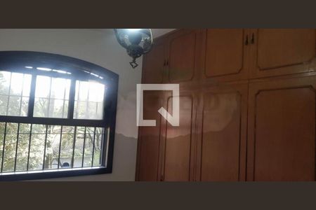 Casa à venda com 3 quartos, 225m² em Jardim Sertaozinho, São Paulo