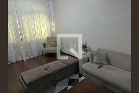 Casa à venda com 3 quartos, 188m² em Jardim Santa Cruz (Campo Grande), São Paulo