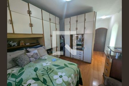 Casa à venda com 3 quartos, 188m² em Jardim Santa Cruz (Campo Grande), São Paulo
