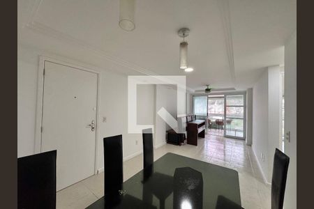 Sala de apartamento para alugar com 2 quartos, 86m² em Recreio dos Bandeirantes, Rio de Janeiro