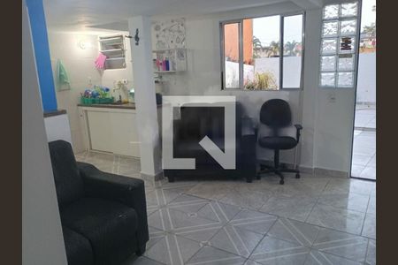Casa à venda com 3 quartos, 95m² em Jardim Iporanga, São Paulo
