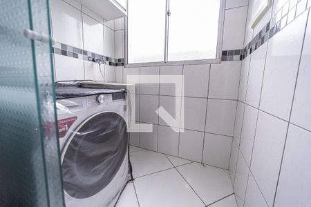Área de Serviço de apartamento para alugar com 2 quartos, 45m² em Jardim Santa Teresinha, São Paulo