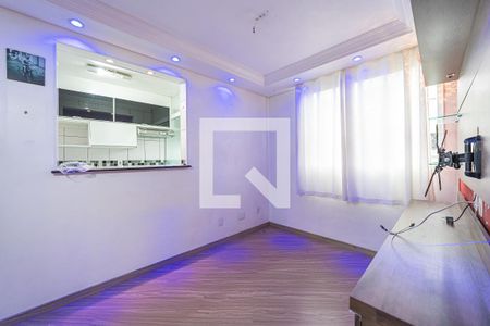 Sala de apartamento para alugar com 2 quartos, 45m² em Jardim Santa Teresinha, São Paulo