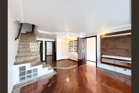 Casa à venda com 3 quartos, 181m² em Jardim Sao Ricardo, São Paulo