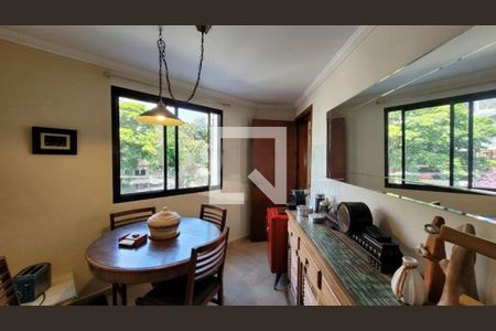 Apartamento à venda com 4 quartos, 206m² em Vila Uberabinha, São Paulo