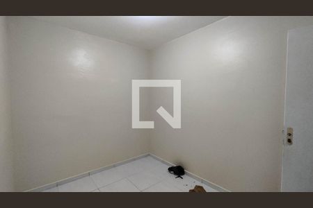 Quarto 2 de apartamento para alugar com 2 quartos, 42m² em Vila Sao Paulo, Ferraz de Vasconcelos