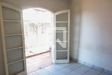 Quarto 2 de casa à venda com 3 quartos, 300m² em Santo Antônio, Osasco