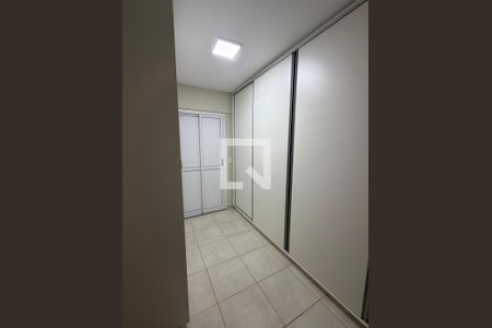 Closet de apartamento para alugar com 1 quarto, 67m² em Chácaras Alto da Glória, Goiânia