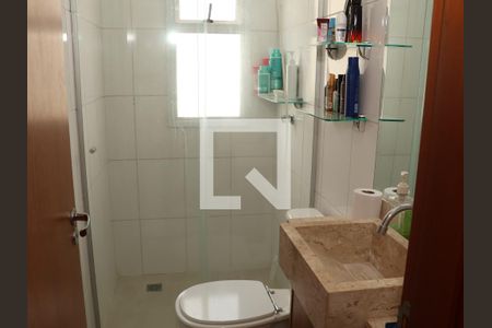 Banheiro da Suíte de apartamento para alugar com 1 quarto, 67m² em Chácaras Alto da Glória, Goiânia