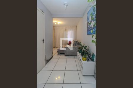 Corredor de casa à venda com 3 quartos, 120m² em Santa Tereza, Porto Alegre