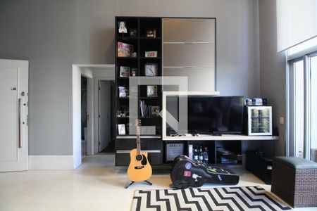 Sala de apartamento para alugar com 2 quartos, 97m² em Parque do Morumbi, São Paulo