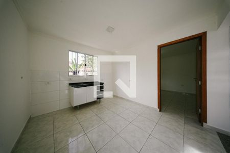 Sala/Cozinha de casa para alugar com 2 quartos, 50m² em Parque Boturussu, São Paulo